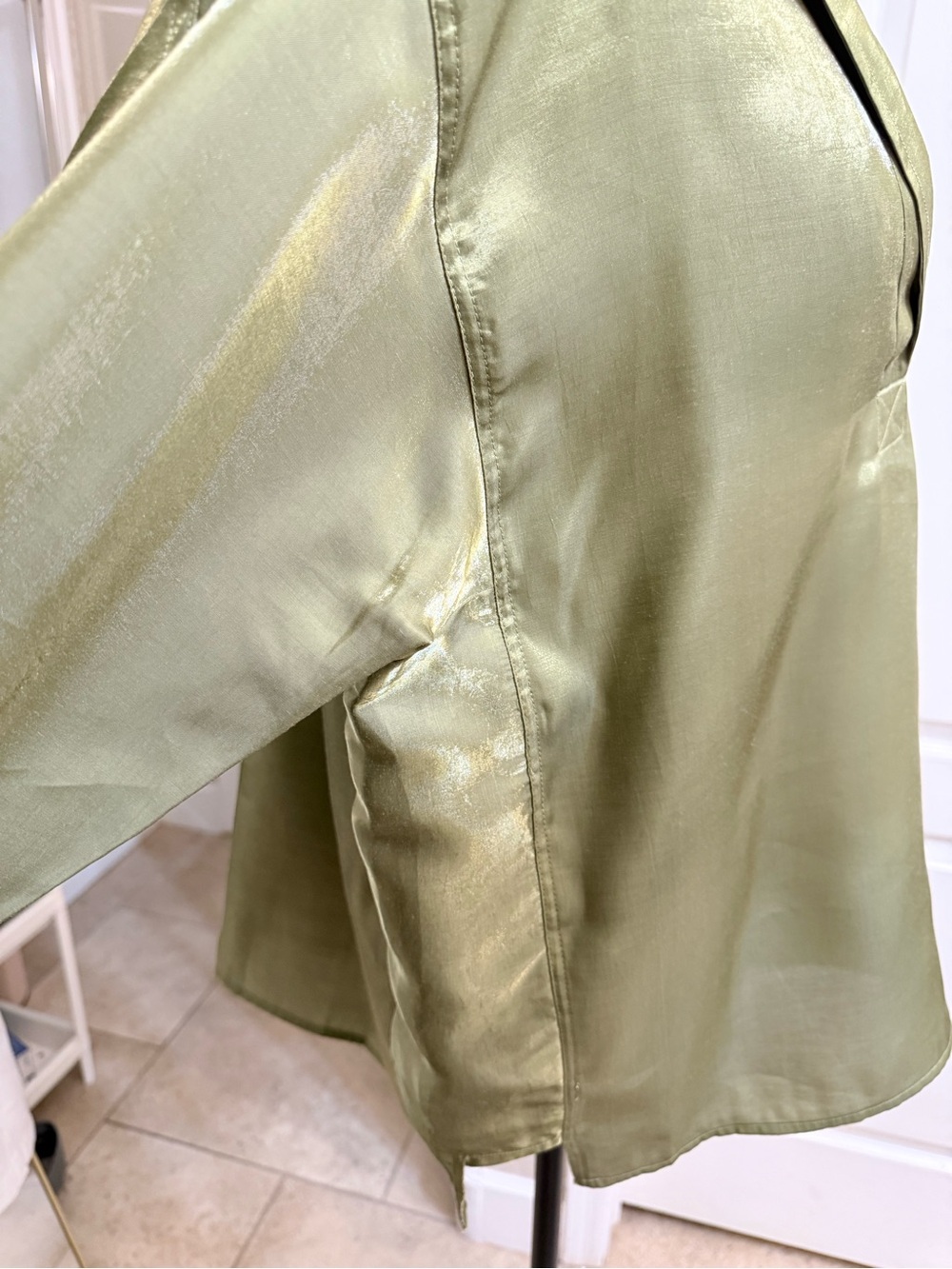 Pilcro Anthropologie Olive Green Shine Satin Blouse M - Picture 6 of 11